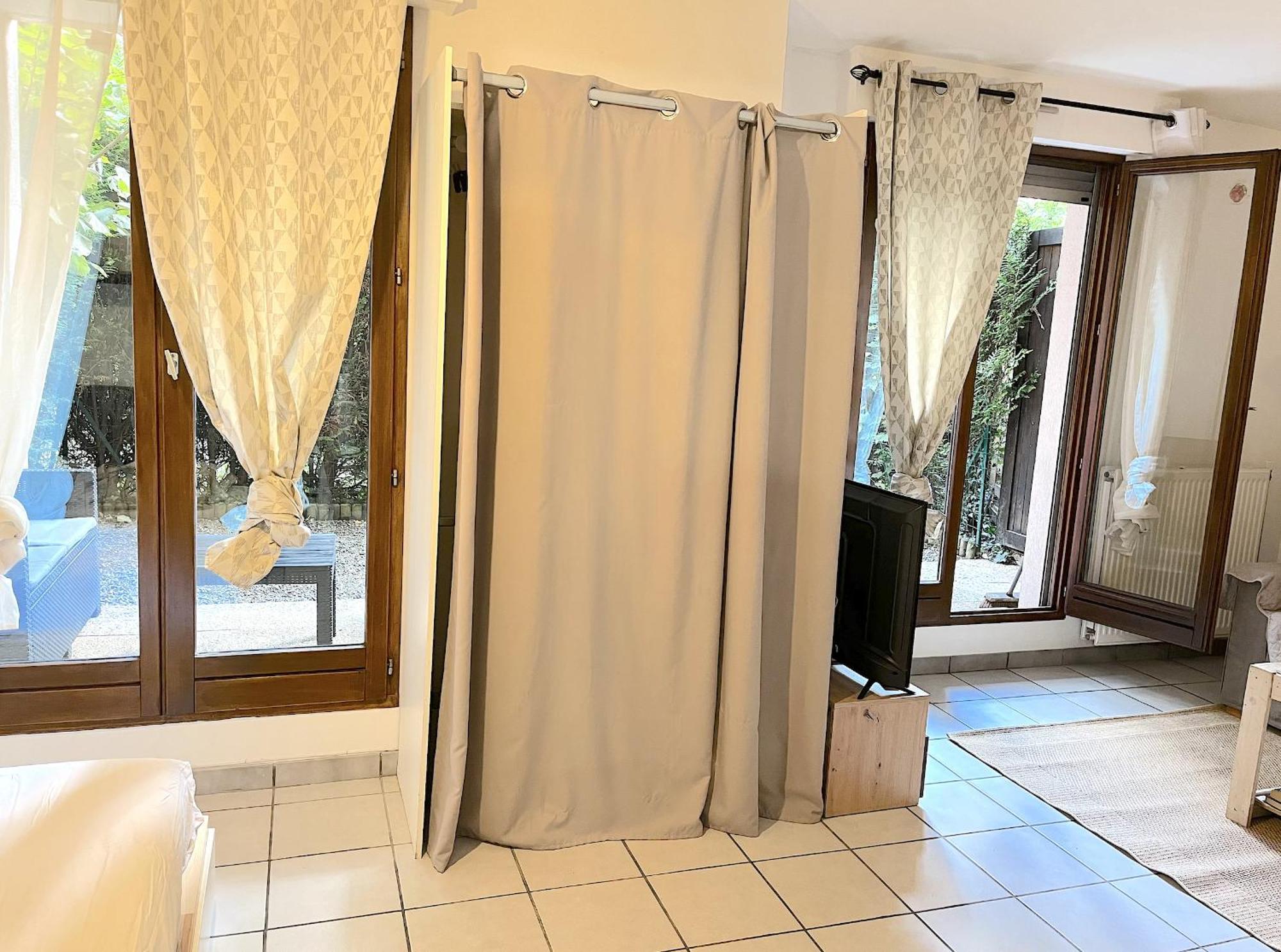 Joli Studio Avec Jardin Apartment Annecy Exterior photo
